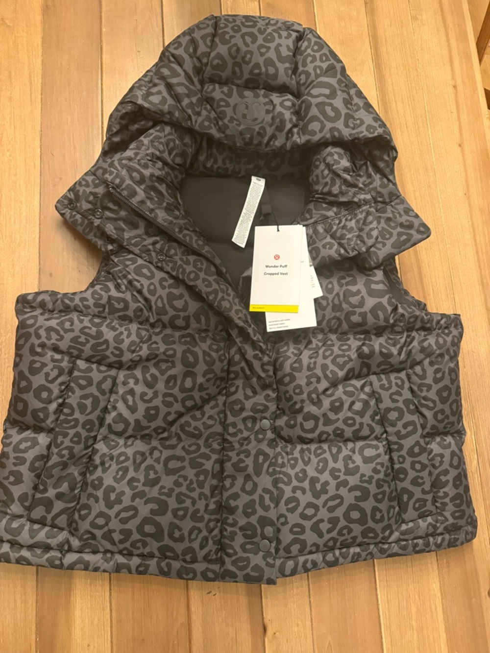 Lululemon Wonder Puff Cropped Vest Leopardo Shift Graphite Grey Multi - Picture 9 of 9